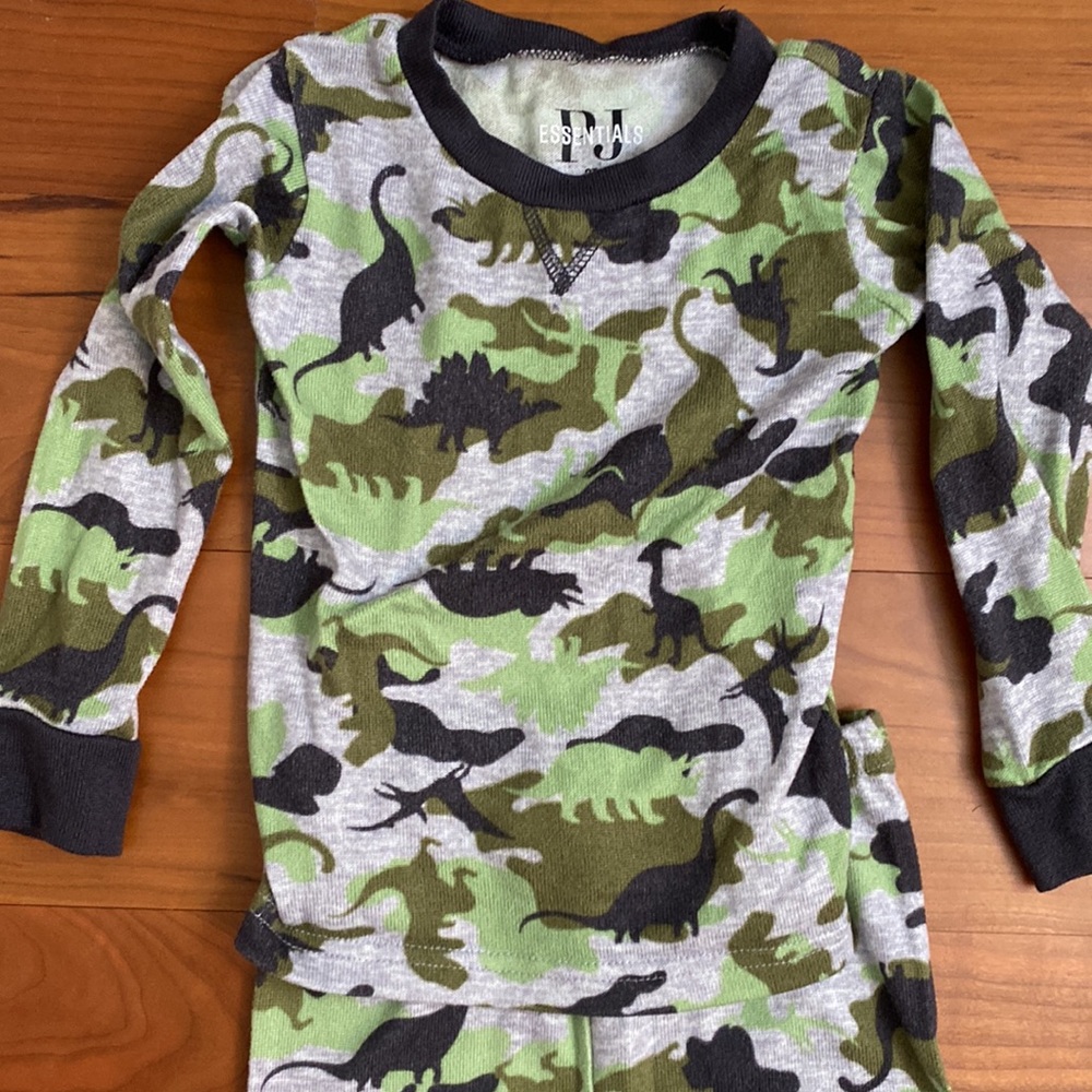 Dinosaur PJs 2T - Picture 2 of 2